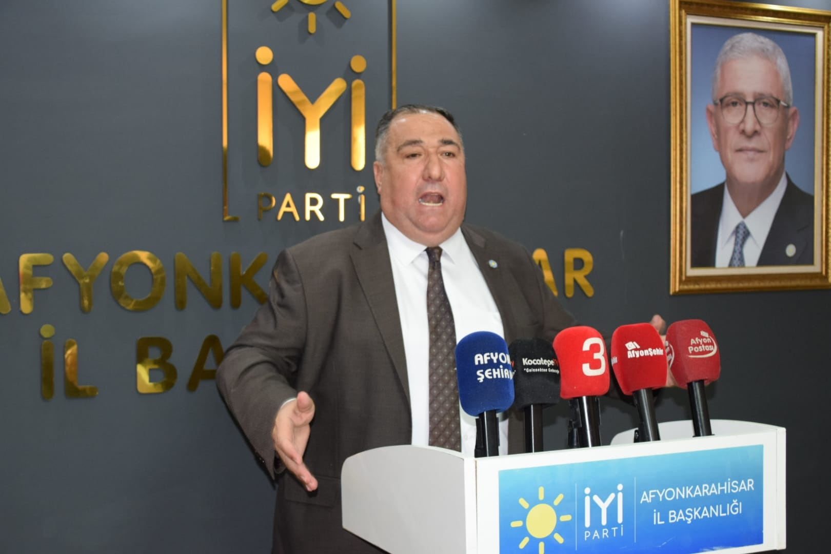 İYİ Parti Afyon İl Başkanı'ndan MHP'ye Sert Eleştiri!